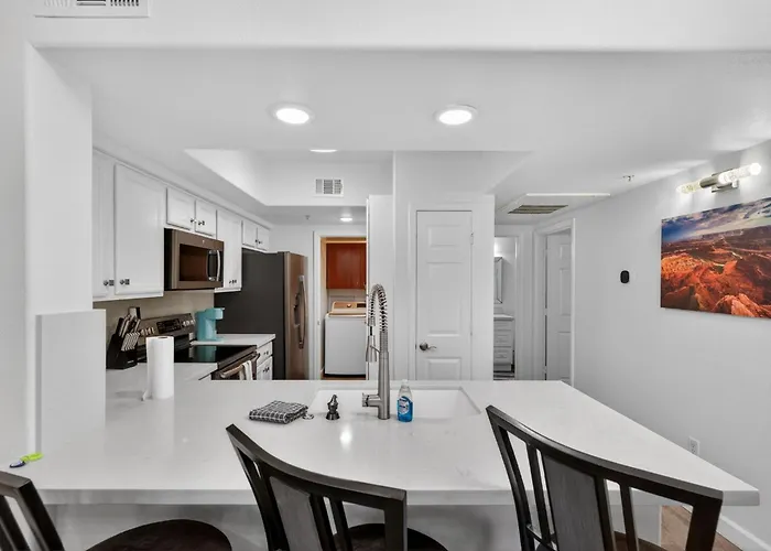 Spacious 2br 2ba Getaway For 6 Apartment *