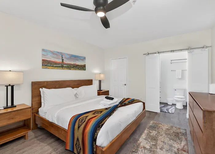 Spacious 2br 2ba Getaway For 6