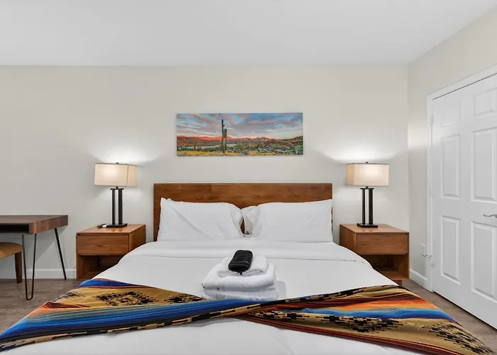 Spacious 2br 2ba Getaway For 6 Scottsdale