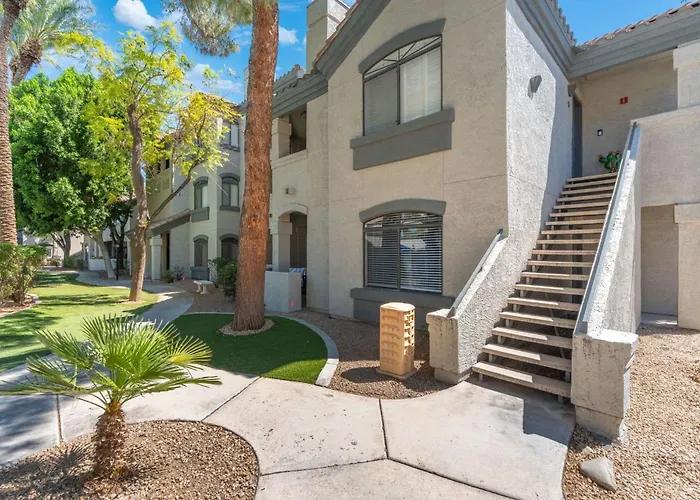 Spacious 2br 2ba Getaway For 6 Apartment